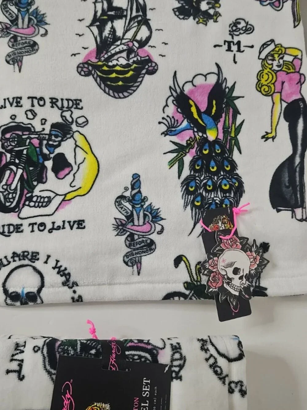 Ed Hardy NWT 3-Piece Towel Set Tattoo Skull Biker Y2K White Cotton
